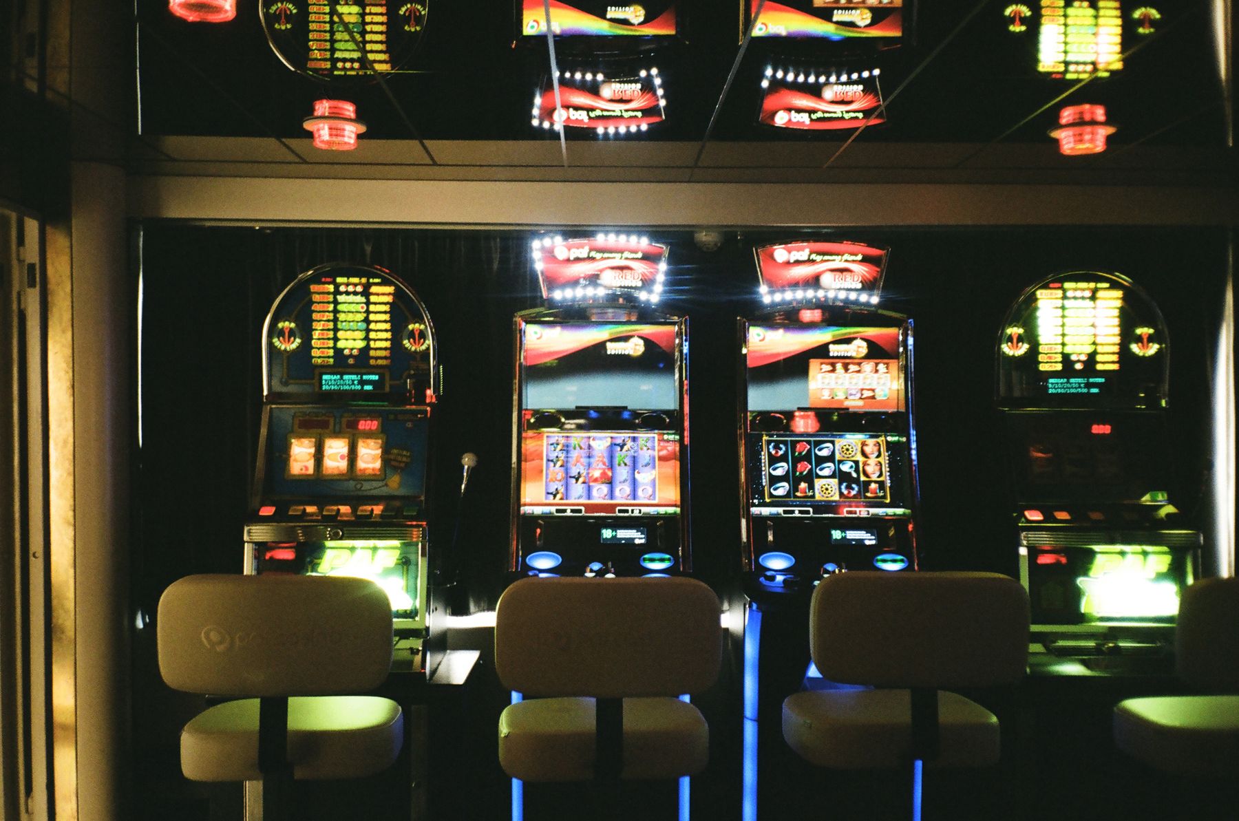 Happy Vegas Máy slot và trò chơi nổ hũ tại THANTAI88